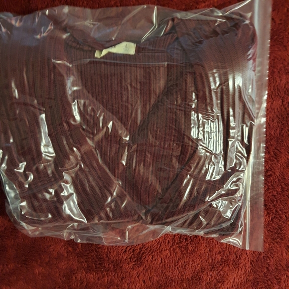 Hollister Womens Large Maroon Red Knit Wrap Sweater - Picture 11 of 11